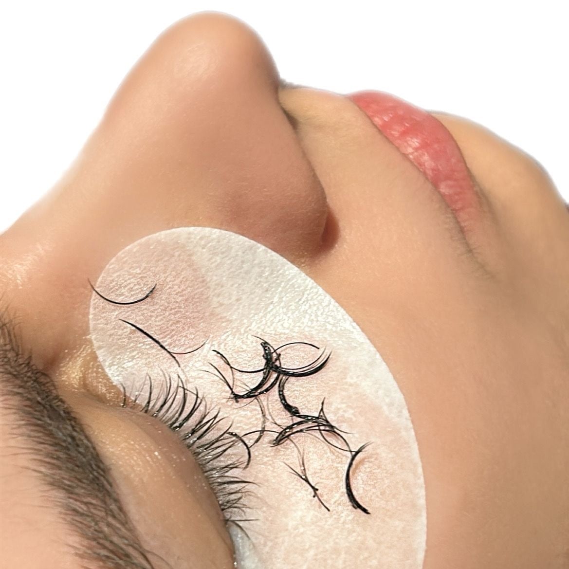 Szempilla leoldás – Miliő Lashes Studio